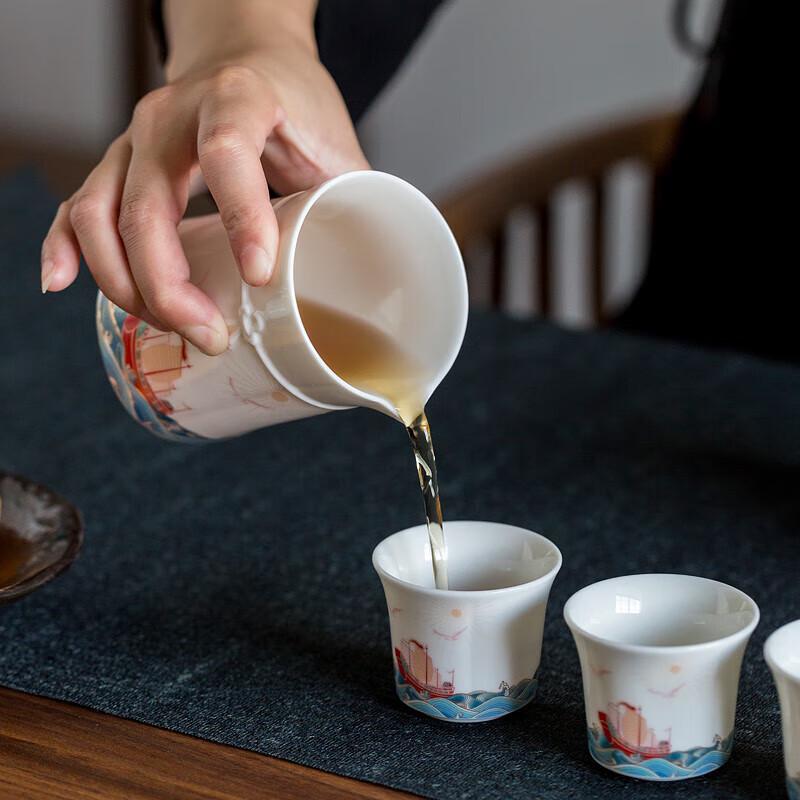 

Fangran S-806 Sihai Shengping Ceramic Gaiwan Tea Set