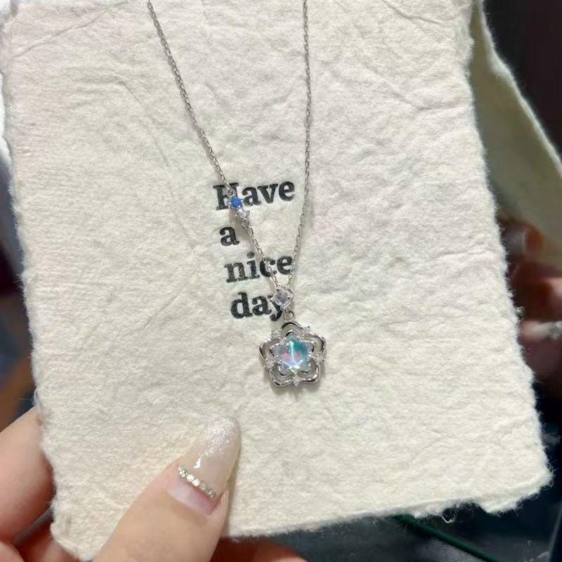 Summer Ocean Star Necklace Women's 2025 New Niche Design Fresh, Sweet and Delicate Clavicle Chain Birthday Gift
