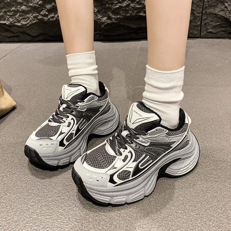 

Platform dad shoes 2025 new autumn and winter women s versatile non-slip warm and velvet heightening sports and leisure shoes 40