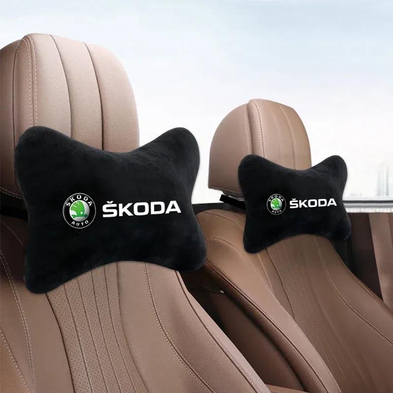 Poduszka pod szyję do samochodu Ochraniacz zagłówka z pluszu Uniwersalna poduszka na zagłówek i oparcie Do Skoda FABIA YETI KAMIQ KODIAQ SUPERB RAPID