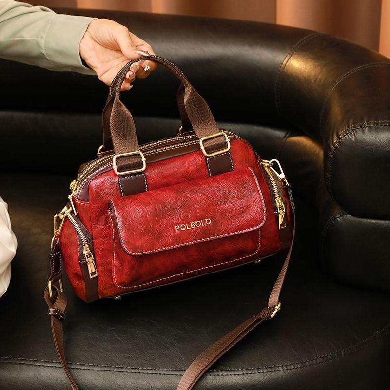 

Hong Kong Fashion Genuine Leather Handbag Women s 2025 New Arrival Classy Trendy Cowhide Messenger Bag Soft Leather Multi-Pocket Shoulder Bag Red