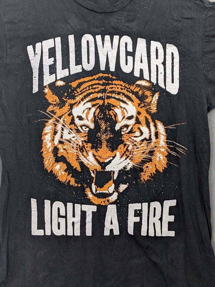 Yellowcard Light a Fire Gift For Fans S-5XL Unisex T-shirt BT1479 Unisex T-Shirt XXXXL