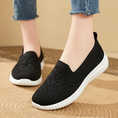 Printemps et Automne Nouveaux Chaussures de Maman Brodées Tendance Décontractées Chaudes avec Bouche Peu Profonde et Chaussures pour Femmes à Enfiler
