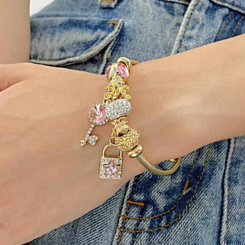 1PC Women's Fashion Pan Family Multi Element Beaded Key Lock Bracelet Bracelet Date Travel Banquet Party Festival Dressing Gift