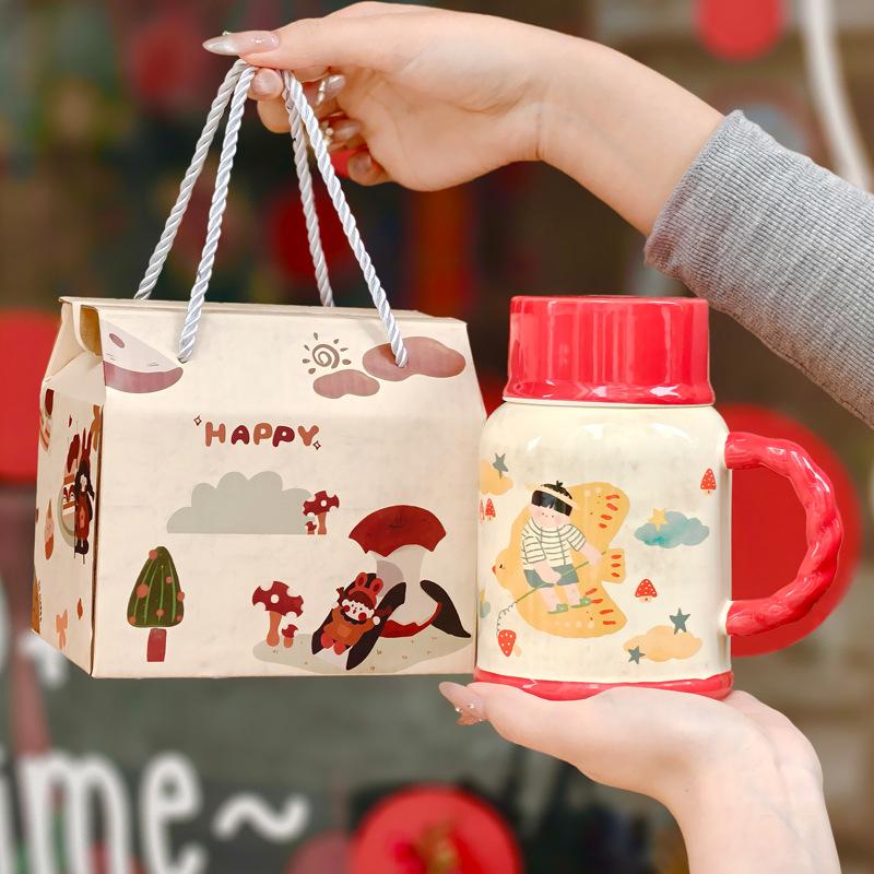 Cute high-value milk fufu kettle girls large-capacity ceramic mug with lid spoon birthday gift souvenir