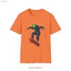Alien Skateboarding Softstyle T Shirt Funky Skateboard Lovers Vintage Casual Soft Slightly Top For Everyday Wear