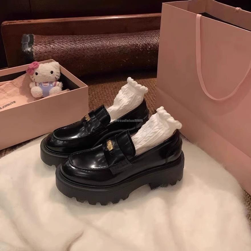 

Hong Kong genuine leather platform heightening loafers women s 2025 spring and autumn new round head one-pedal British small leather shoes single shoe 40 чёрный