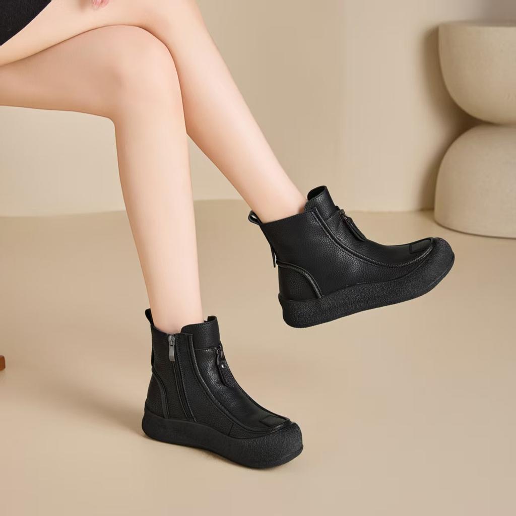 Autumn and winter new leather short boots women's flat-bottomed casual British style Martin boots soft-soled versatile fashion round boots women