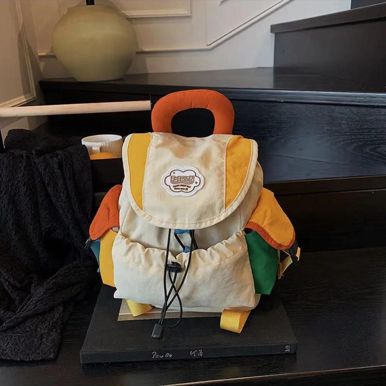 

Kindergarten primary school students children s schoolbag 2025 new boys and girls travel light backpack