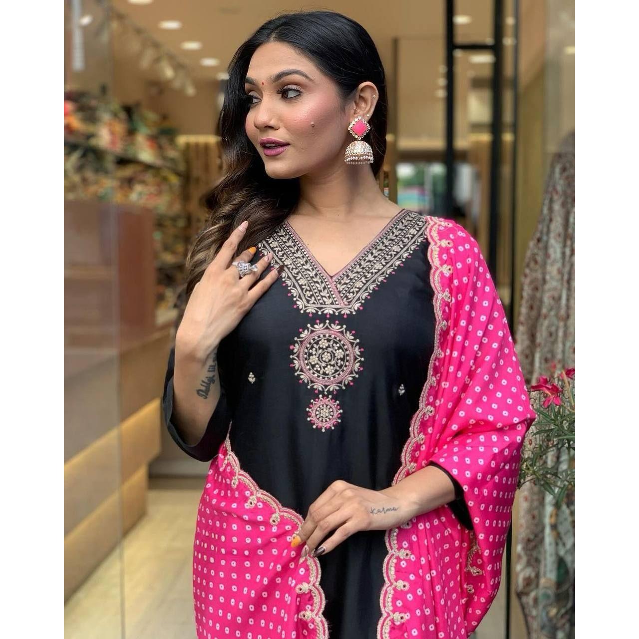 

*Выпуск нового Đěsigner Party Wear Look из тяжелого модального шелкового верха, низа и комплекта Dupatta*