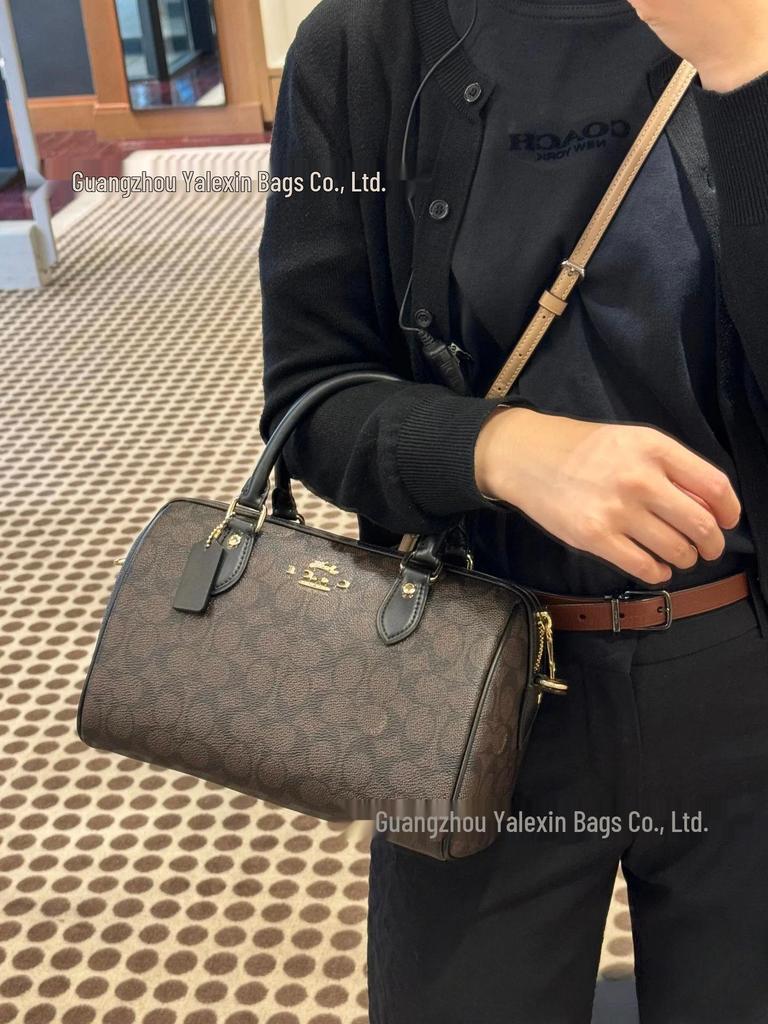 Bolsa Travesseiro Coach Rowan 25 Boston: Bolsa de Mão Clássica Monograma de Grande Capacidade & Bolsa Transversal de Ombro