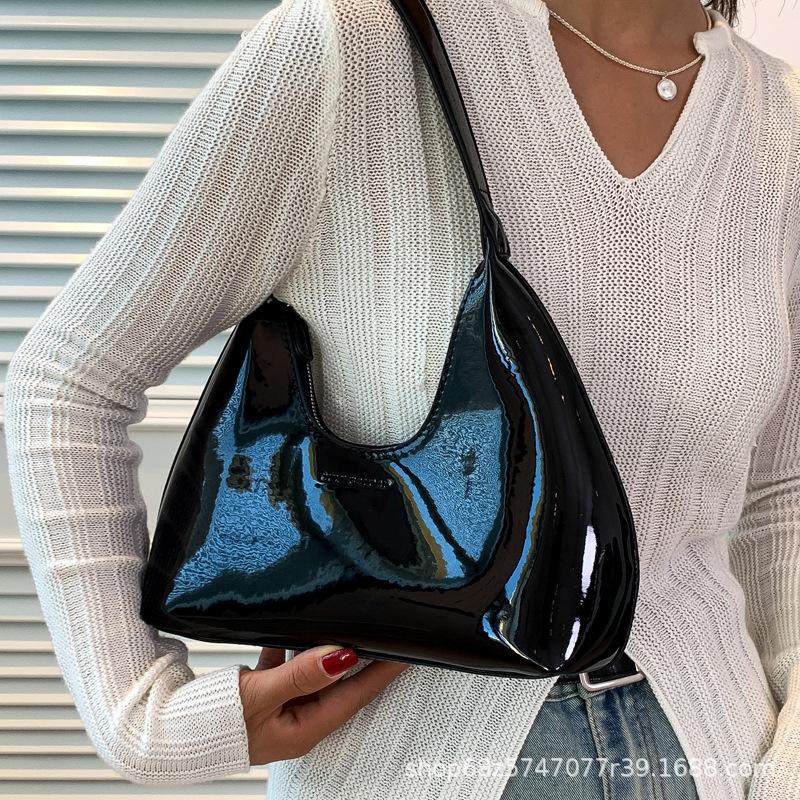 Fashionable shiny small bag women's 2025 new high-end versatile underarm bag women's popular commuter shoulder bag