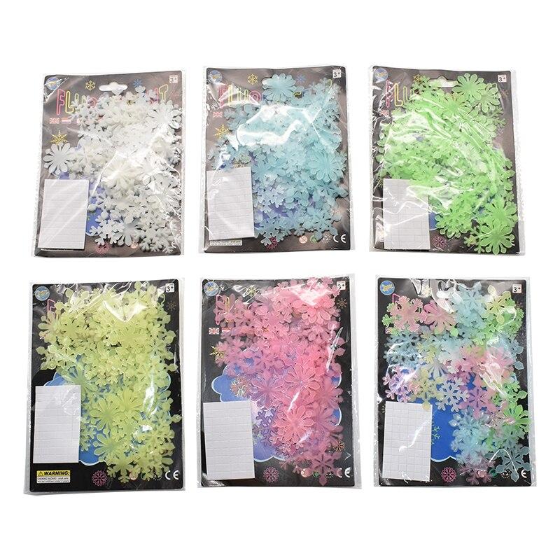 100PCS Luminescent The Dark Snowflake Wall Stickers, Mini Christmas Snowflake Luminous Wall Decoration, Suitable For Home Bedroom Baby Room Decoration