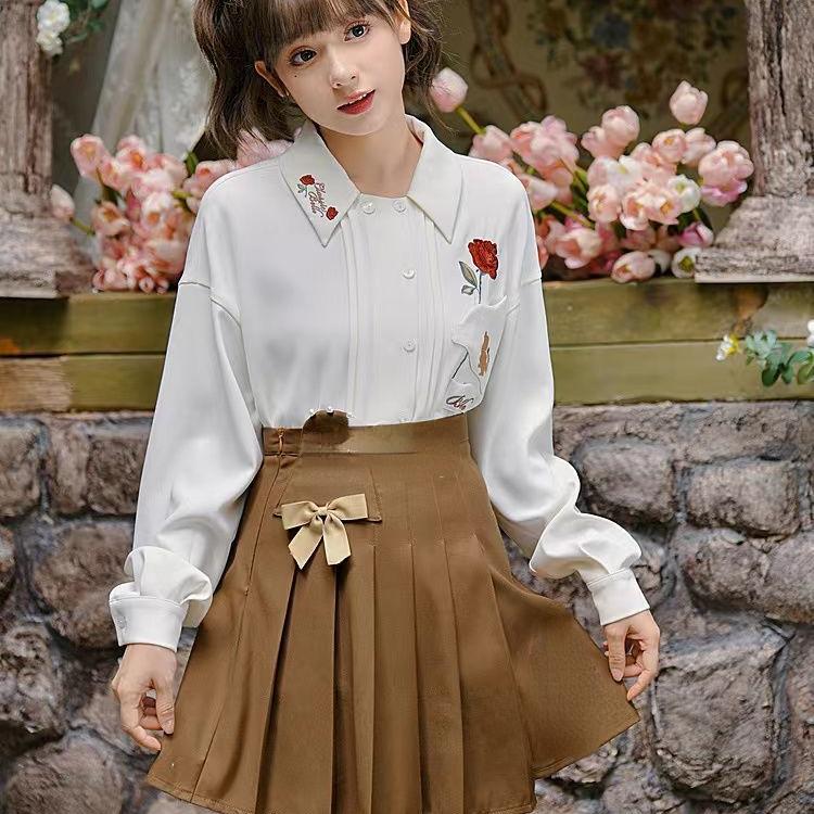 Spring Autumn Chic Long Sleeve Flower Embroidery Blouse Women Top White Shirt Cute Tops Fashion Single Breasted Clothes