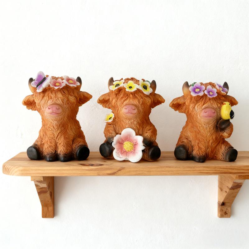 Cross-border Outdoor Highland Cow Flower Pot - Resin Garden Courtyard Ornament Set