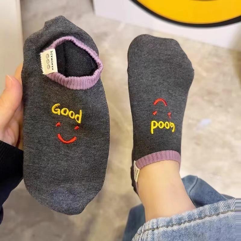 Female Summer Thin Cloth Label Embroidery Smiling Face Sweat Absorption Shallow Mouth Invisible Do Not Drop with Boat Socks