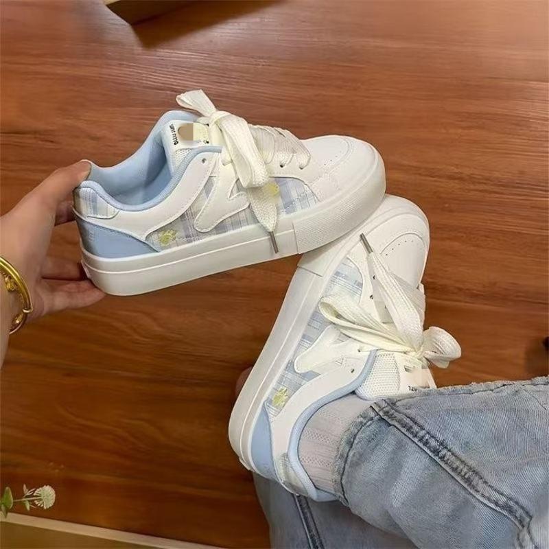 Thick-soled Height-increasing Sneakers, Women's Sports Shoes, Versatile Casual Shoes, and Bread Shoes