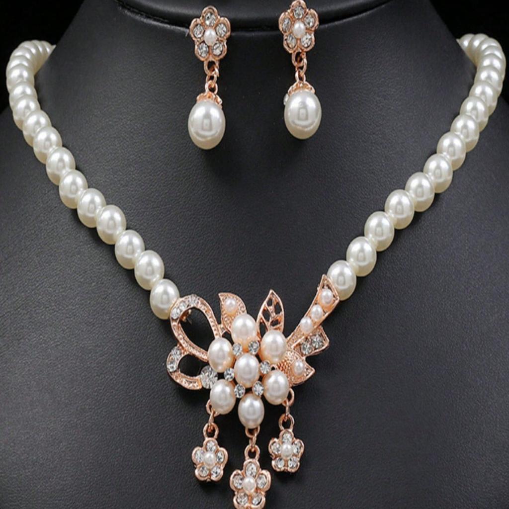 3-piece Zircon Set, Floral Women's Pearl Earrings, Necklace Decoration Suitable for Women To Attend Parties