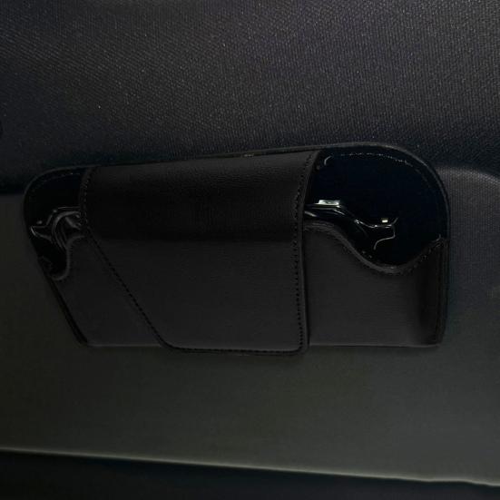 Sunglasses Holder for Car Sun Visor Soft Velvet Lined Sunglasses Case Anti-Scratch Leather Storage Box Space-Saving Car Accessory Organizer for