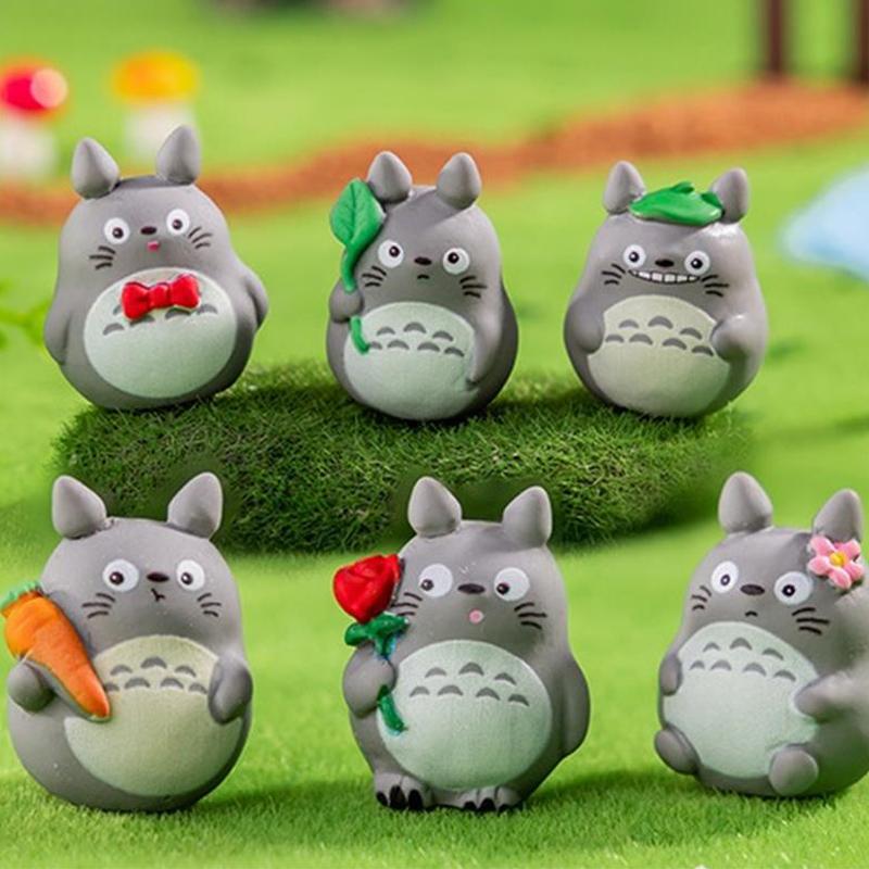 3Pcs/Bag Cute Mini Totoro Doll Resin Car Ornaments Micro Landscape Figurines Diy Accessories Home Decor Dollhouse Toy Kids Gifts