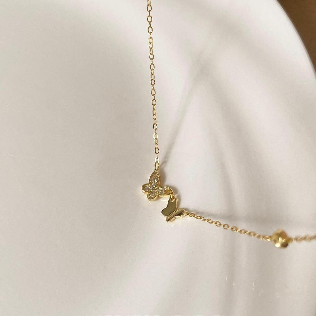 2024 Women's Luxury Butterfly Necklace: Elegant Summer Clavicle Chain, Simple & Versatile Design
