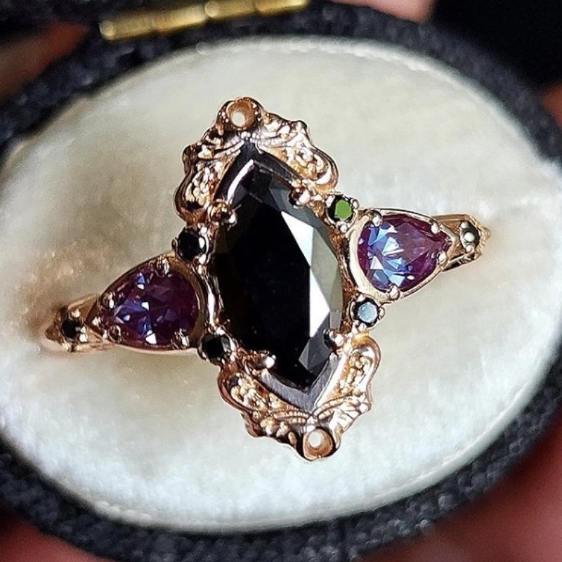 European and American retro court style black horse eye Zircon inlaid luxury personalized women's ring