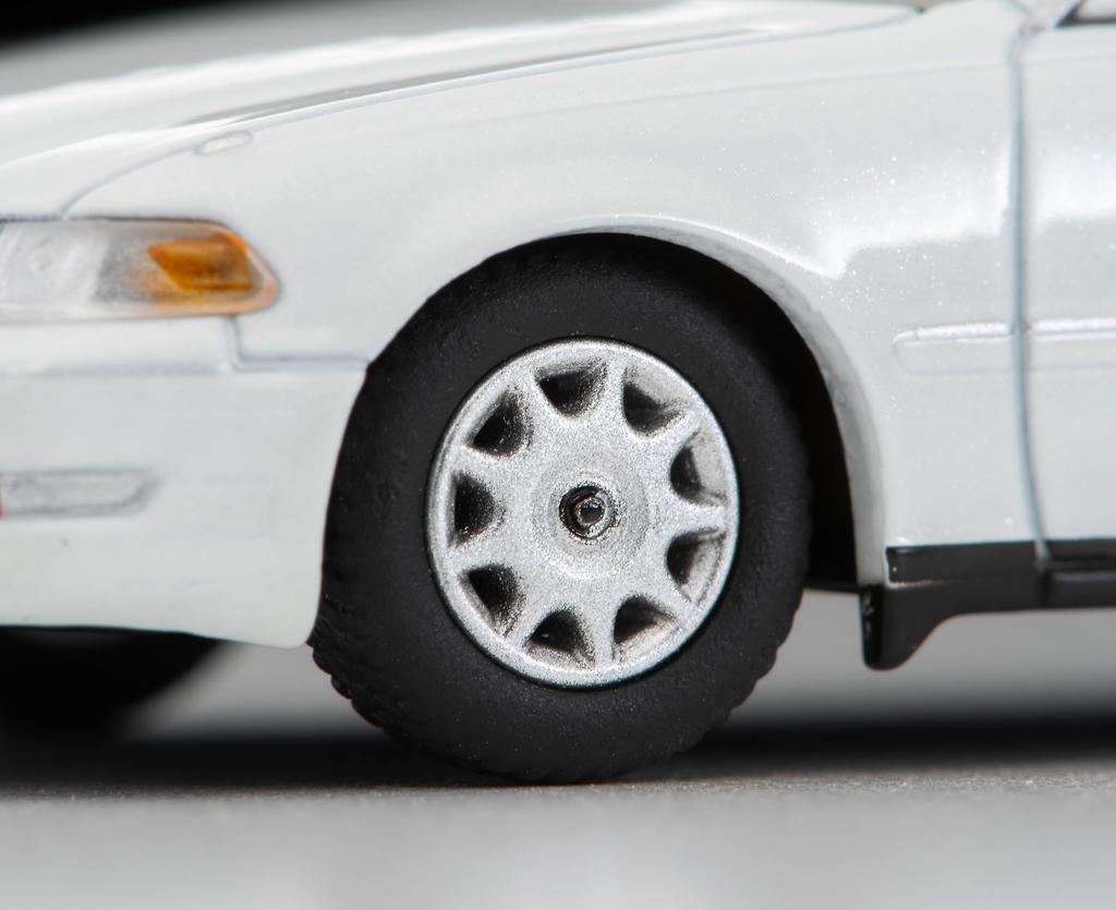 Tomica Limited Vintage Neo LV-N311a Toyota Mark II Grande Regalia G Edition Pearl White 2000 Completed Product