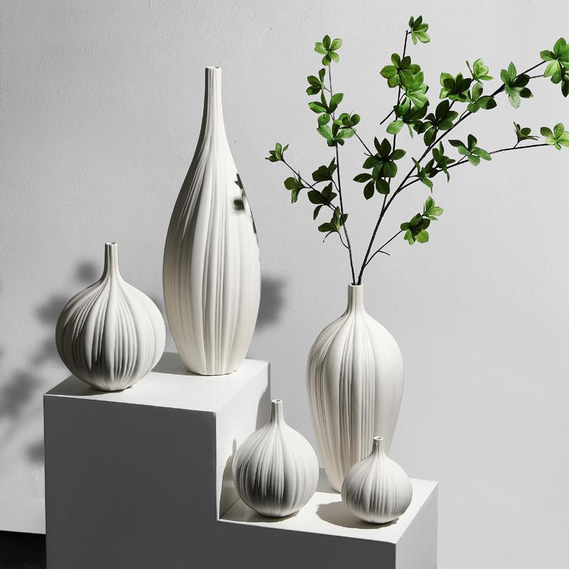 Simple and Creative Simple and Elegant Ceramic Vase Ornaments Dried Flower Arrangement New Chinese Living Room High-end Home Decoration