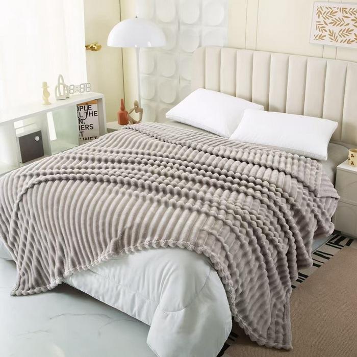 New 240-290g Flannel Double-sided Blanket Spring and Autumn Leisure Blanket Office Nap Blanket