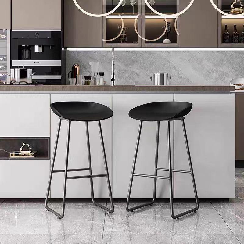 Nordic Modern Bar Stool for Extended Sitting