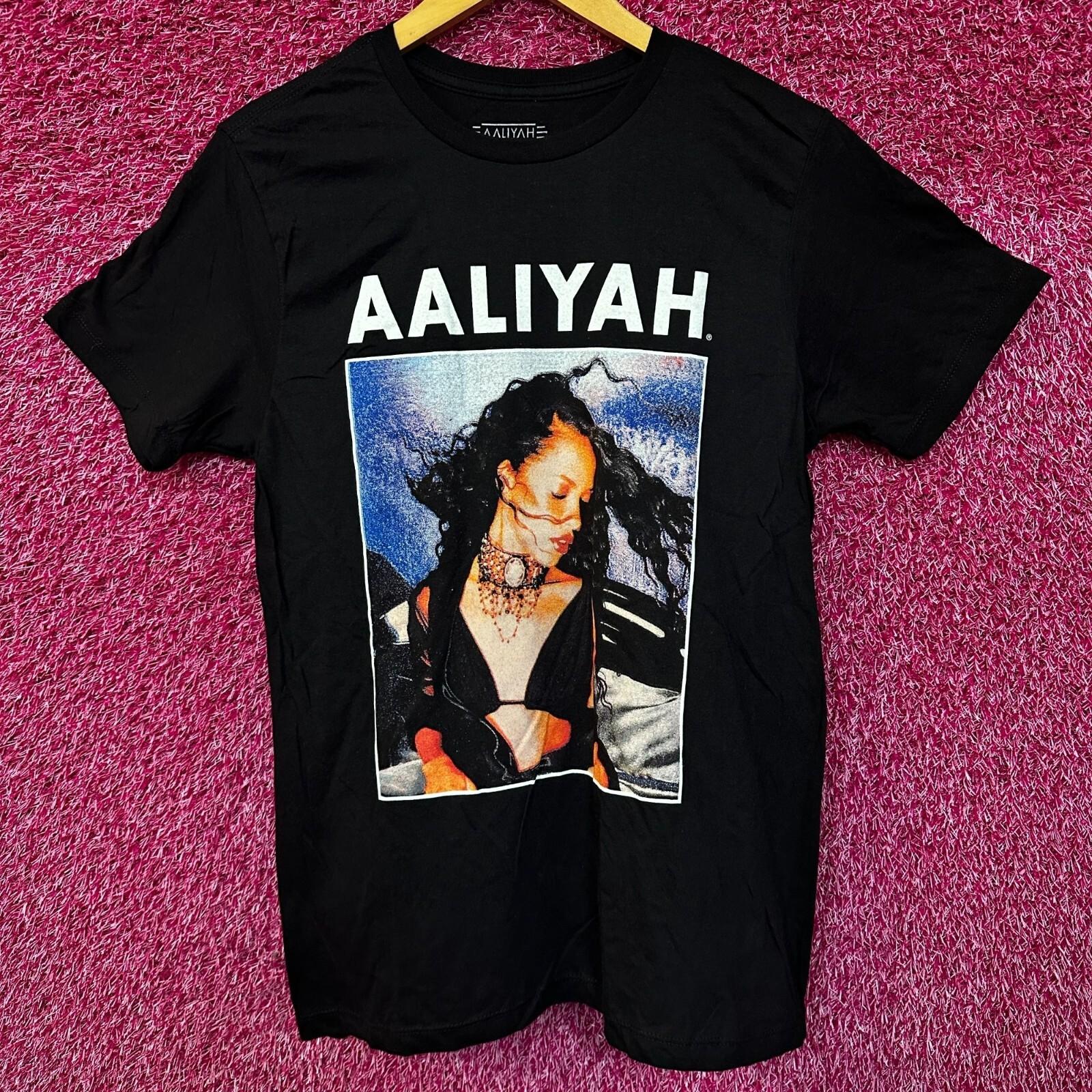Aaliyah Queen Of RnB Tshirt size Medium XXL