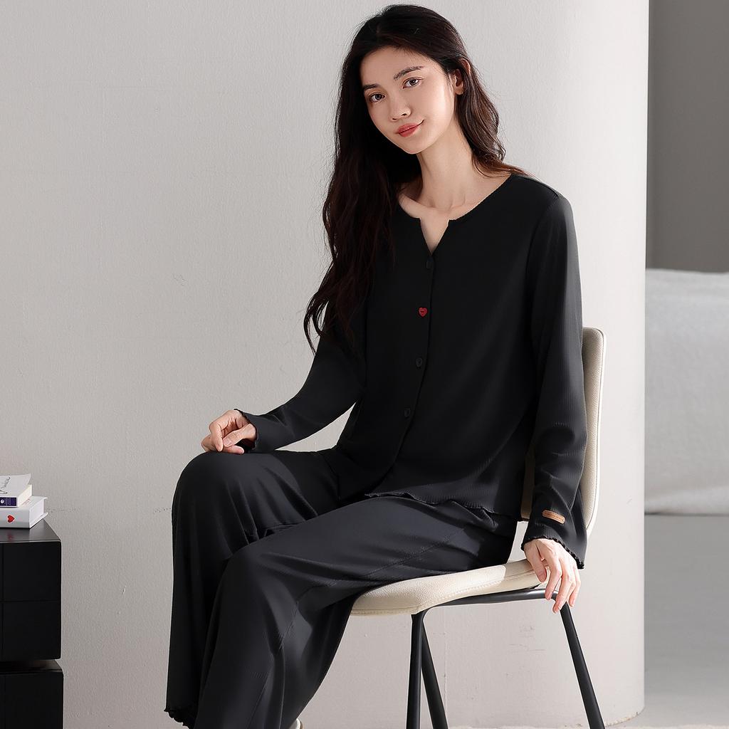 Autumn And Winter Pajamas Women'S German Velvet Warm Long-Sleeved Cardigan Can Be Worn Outside Loungewear Winter Thin Velvet Simple Casual Suit