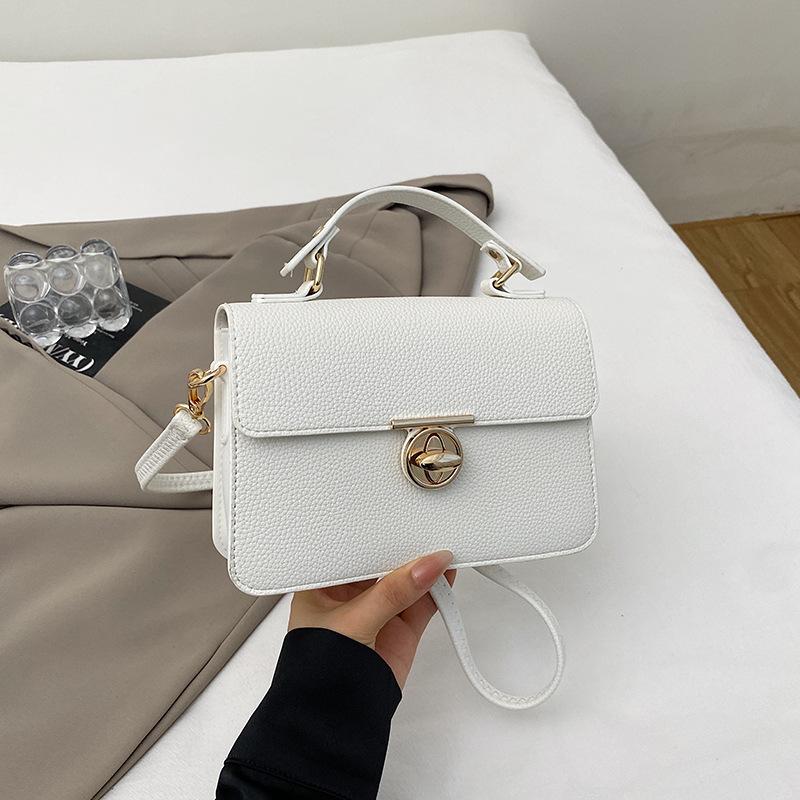 Portable small square bag autumn new fashion popular texture lock solid color casual shoulder messenger bag