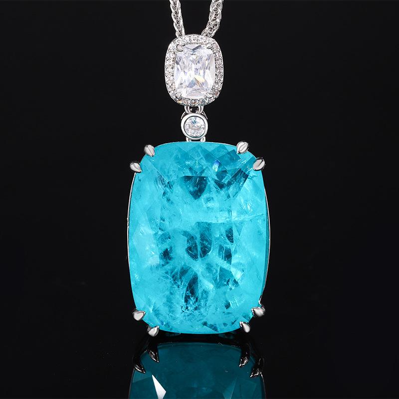 Jewelry Copper Bottom Gold-Plated Fashion Simulation Emerald Square Pendant Necklace 20 * 28