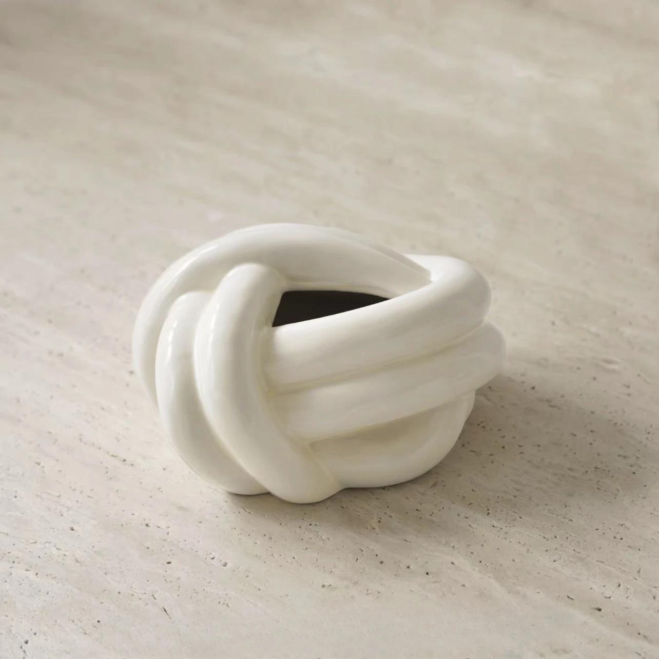 

Creative Life Knot Fun Tissue Box Living Room Coffee Table Dining Table Bedroom Ceramic Paper Box Personalized Household Use