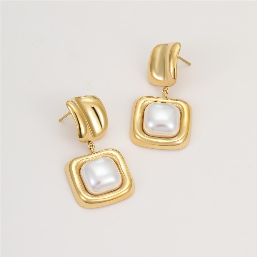 GEMCHIC Women's French Vintage Geometric Square Irregular Pearl Earrings Light Luxury High-end Sense Niche Temperament Earrings Wholesale