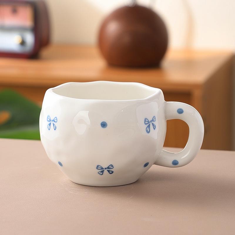 Koreanischer Ins-Wind handgepresste Liebe Keramik-Kaffeetasse, Nachmittagstee handbemalte Blumentasse hochwertiger Wasserbecher