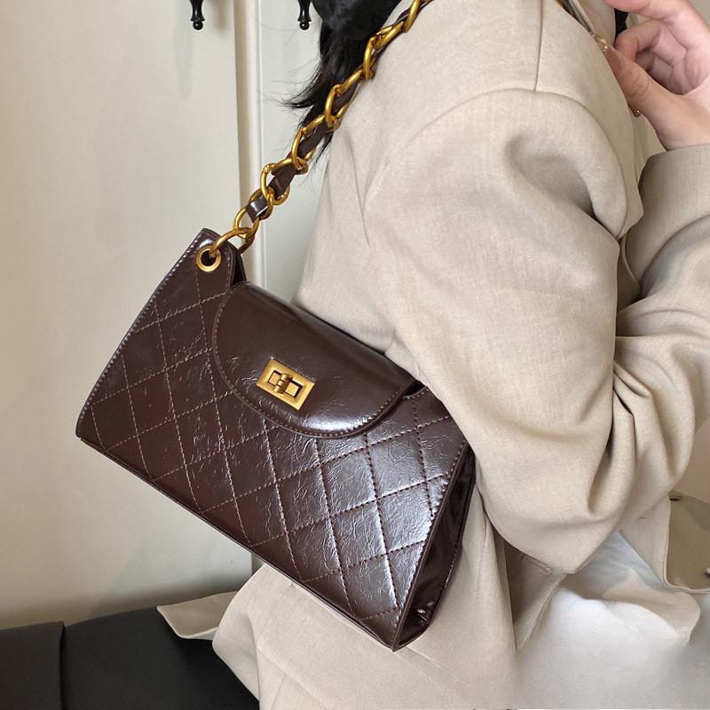 IELGY Large-Capacity Autumn Winter Retro All-Match One-Shoulder Messenger Diamond Chain Under