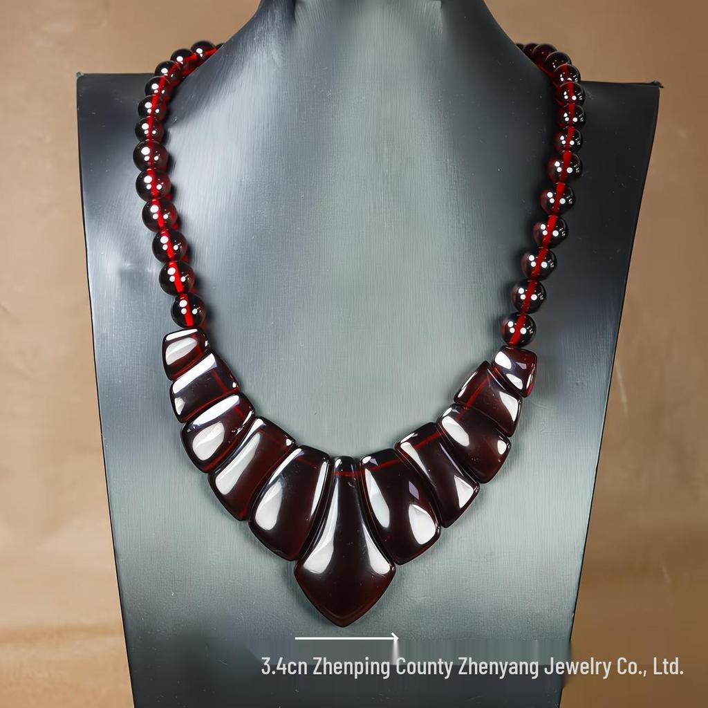 Amber Beeswax Blood Spot Women's Necklace - Trendy High-End Fashion Accessory