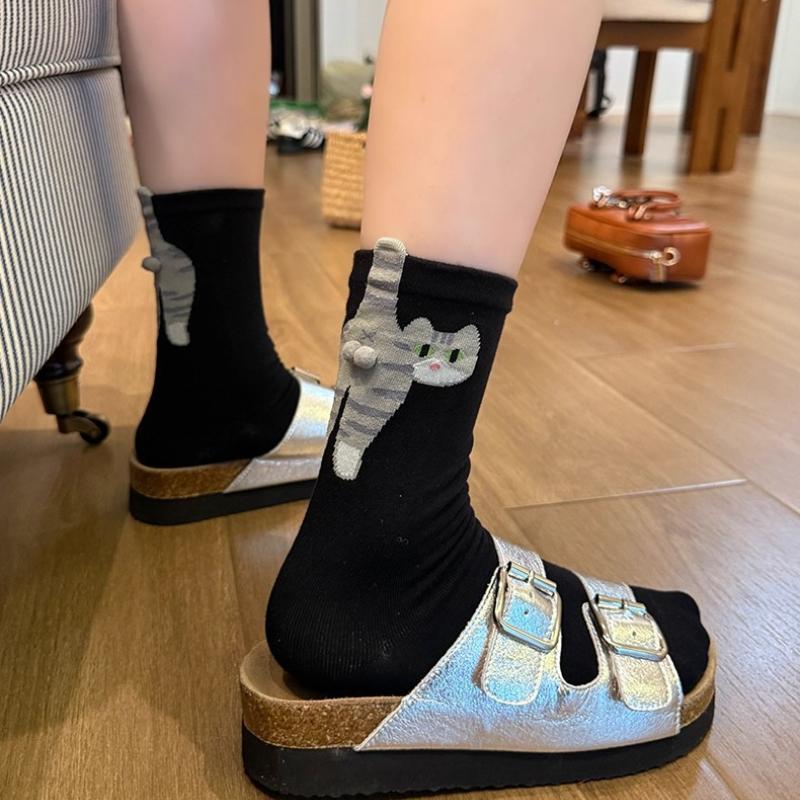 

Носки средней длины с милым мультяшным котом на пятке, объемным меховым помпоном, забавные носки One size чёрный