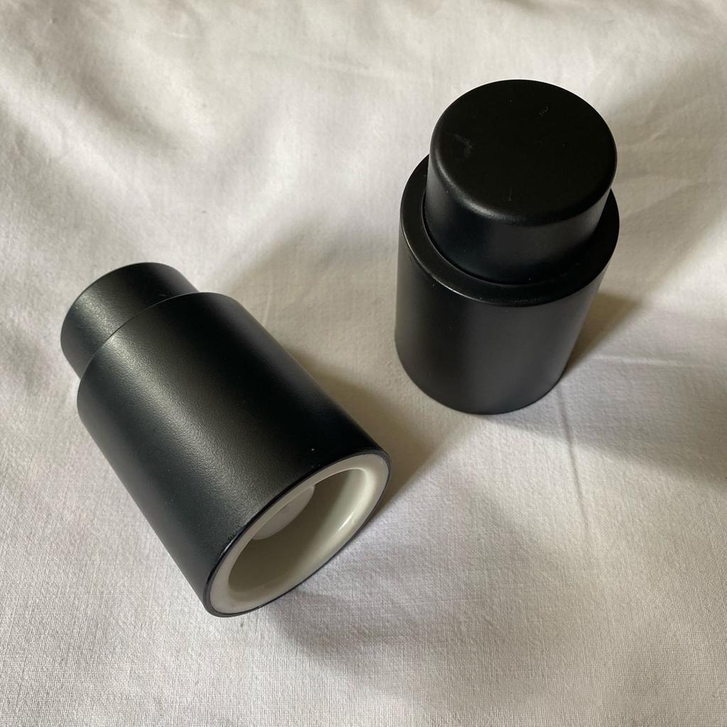Smart Vacuum Sealed Red Wine Storage Bottle Stopper Bottle Cap
