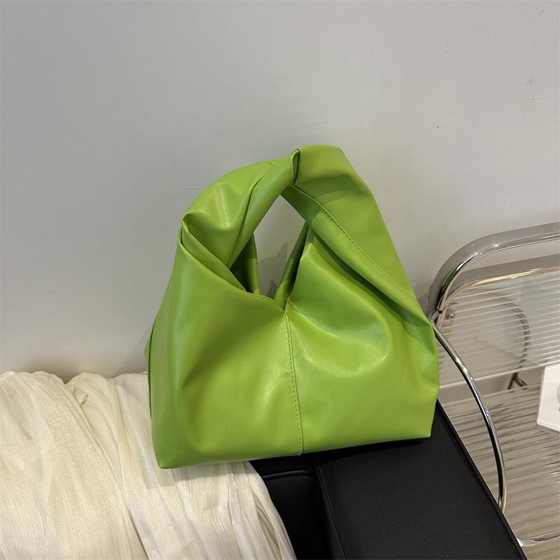 New fashion bags Girls commuter handbags Handbag niche design Soft leather pleated cloud bag tide