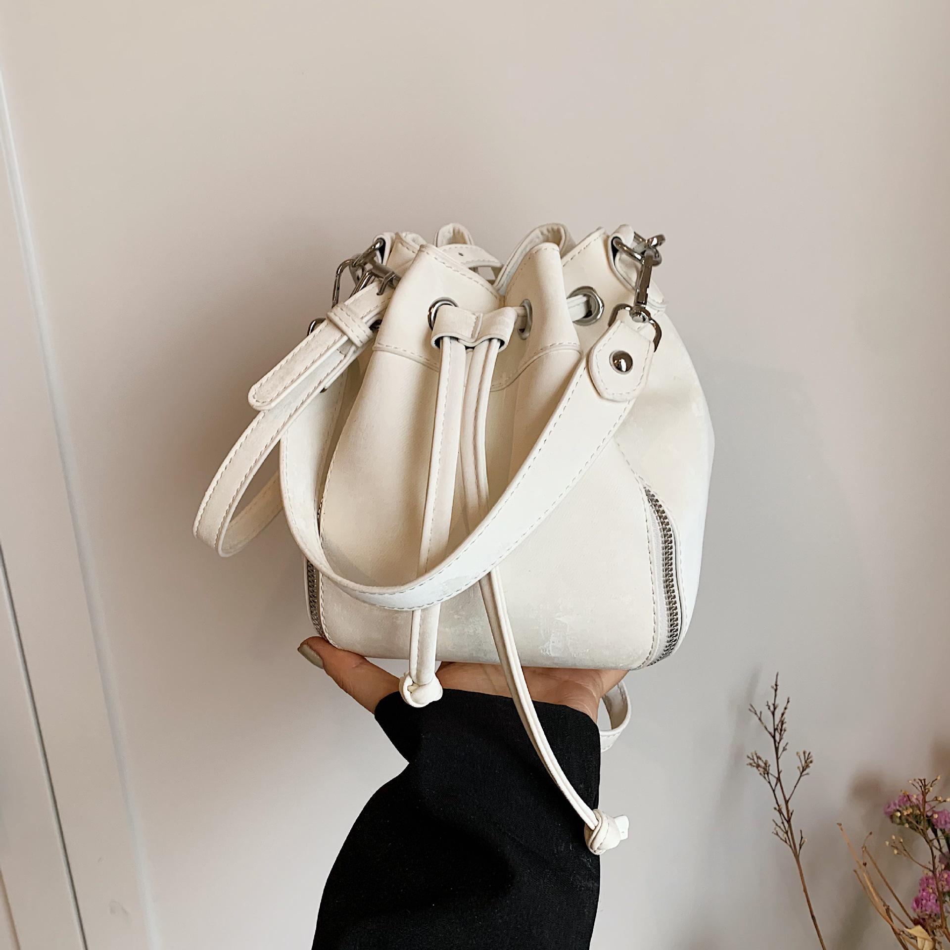 

2025 Розкішна кольорова сумка-тоут кросбоді на шнурку для жінок білий