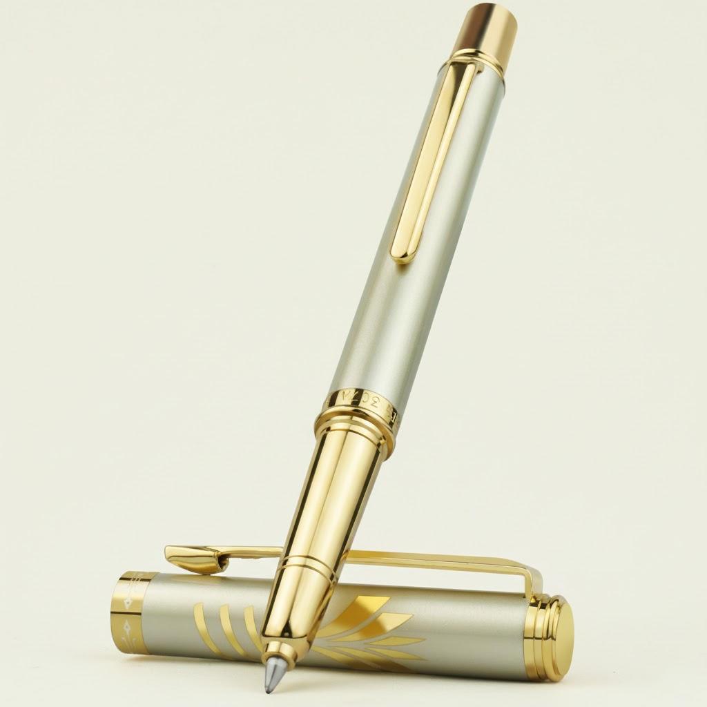 Классическая металлическая шариковая ручка Плавное письмо Сменные стержни Гелевая ручка Канцелярские товары Высококачественный пишущий инструмент золотой