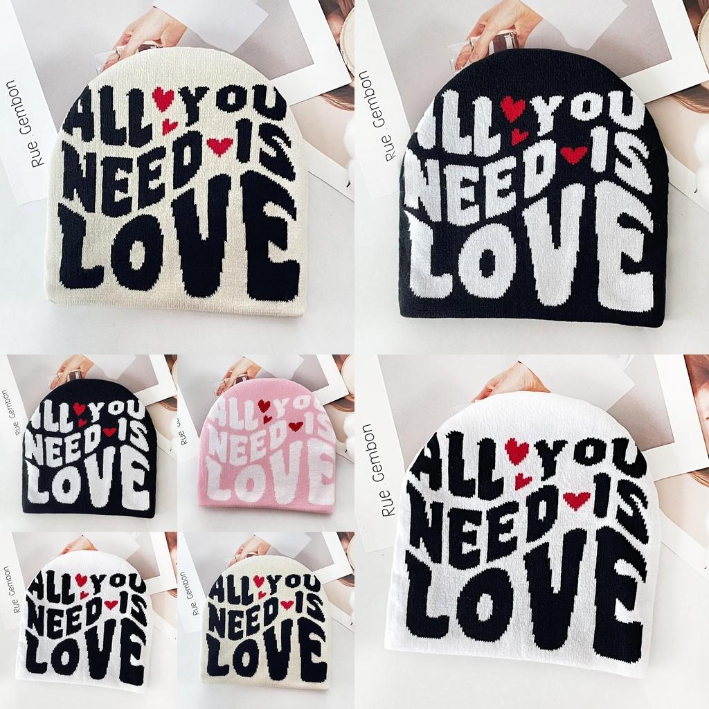 Simple Color Blocked Letter Heart Pattern Women Casual Warm Knitted Hat For Autumn Casual Wear