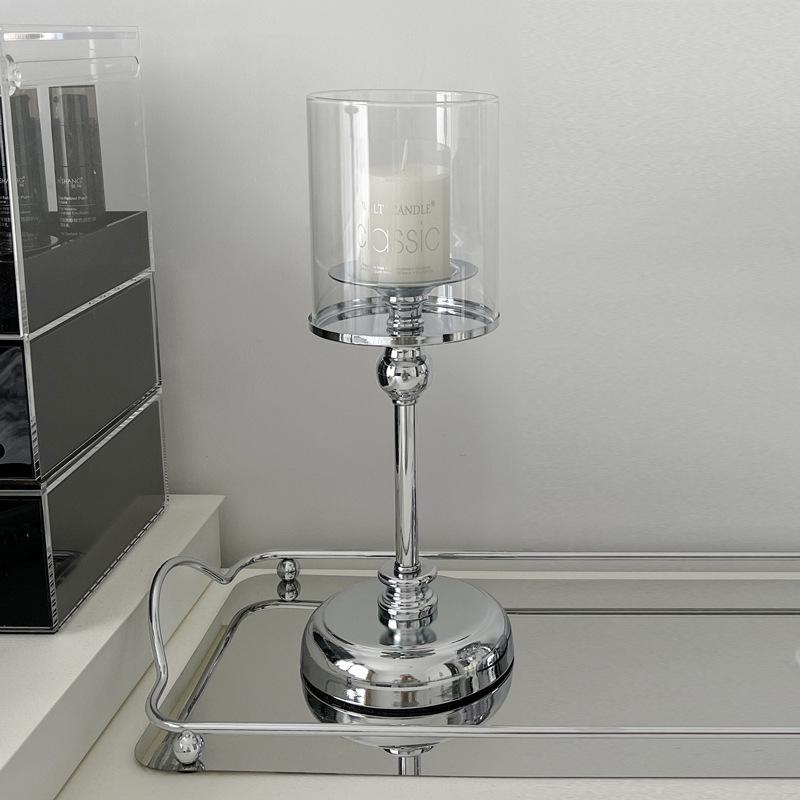 Retro Scented Candle Centerpiece: Romantic Candlelight Dinner Ornament & Candlestick Holder