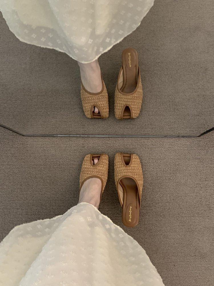 Late Evening Wind High Heel Niche Bohemian Boken Shoes Women's Outer Wear 2025 Summer Vacation Woven Coarse Heel Baotou Sandals