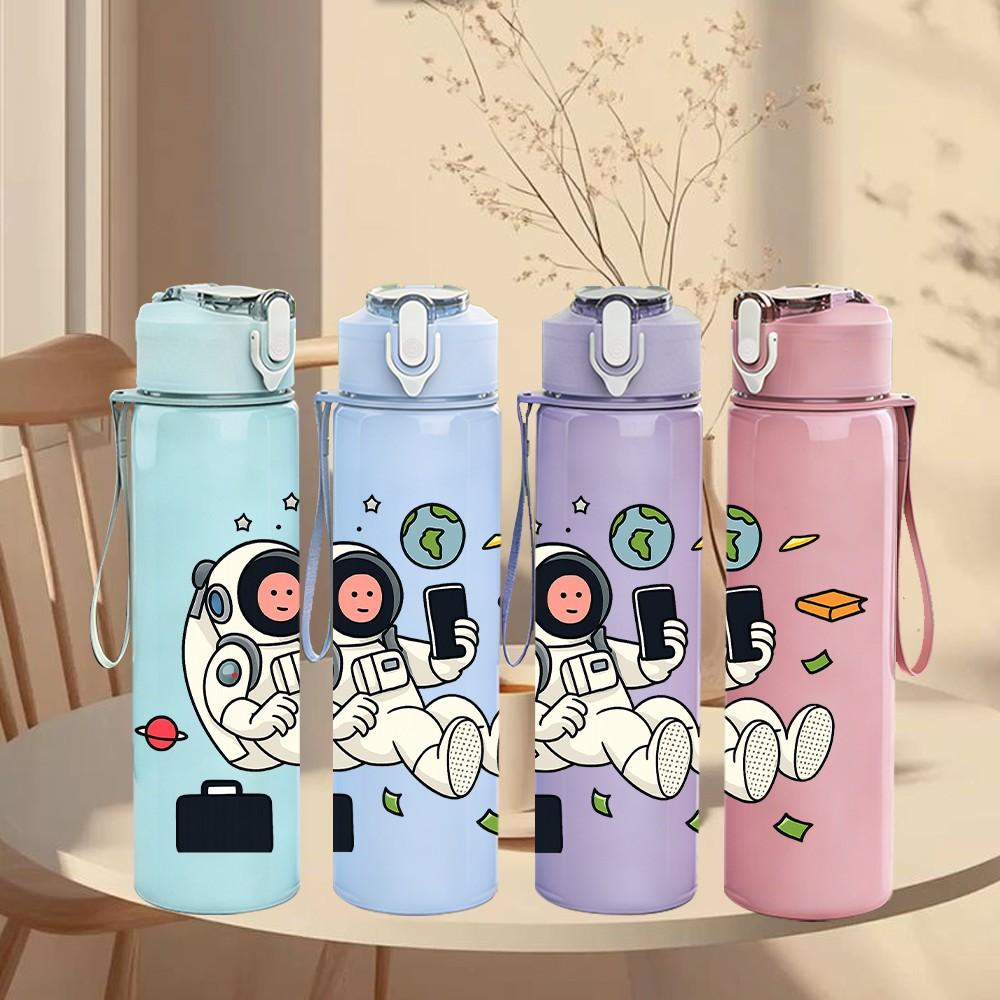 1PC Cartoon Astronaut Floating In Space 750ml Color Plastic Sports Water Bottle Leakproof Flip Straw Lid For Sports Office Home Use