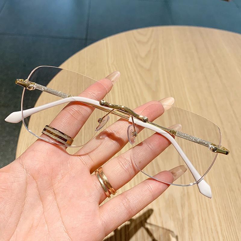 [Photosensitive discoloration] Ultra-light frameless trimmed glasses women's anti-blue light pure desire finished myopia with degree flat mirror