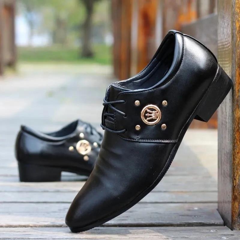 Moda Lujo Hombres Zapatos de Vestir Coloridos Zapatos de Cuero PU Moda Masculina Zapatos Italianos de Negocios Sapato Social Masculino Zapatos De Hombre